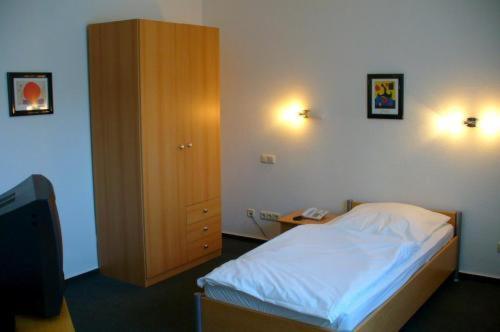 Hotel Ernst Ludwig دارمشتاد الغرفة الصورة